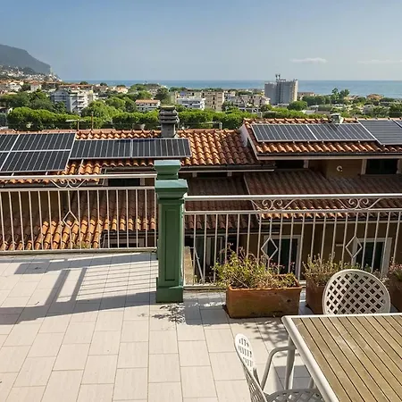 La Casa Di Lucia Feriehus *