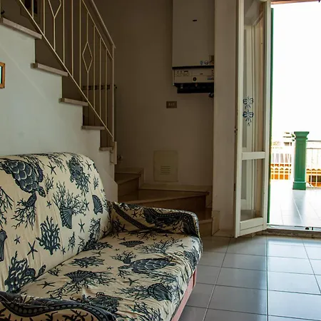 La Casa Di Lucia Feriehus Marcelli