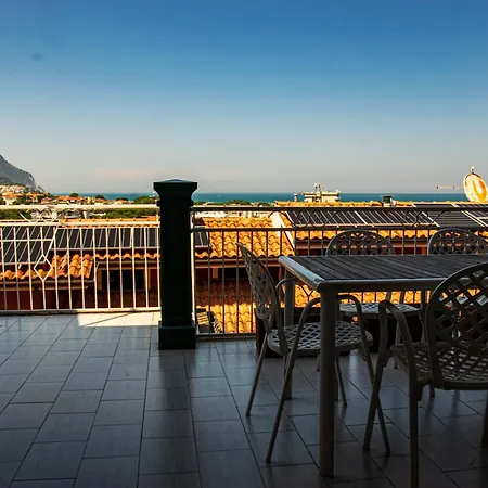 La Casa Di Lucia *